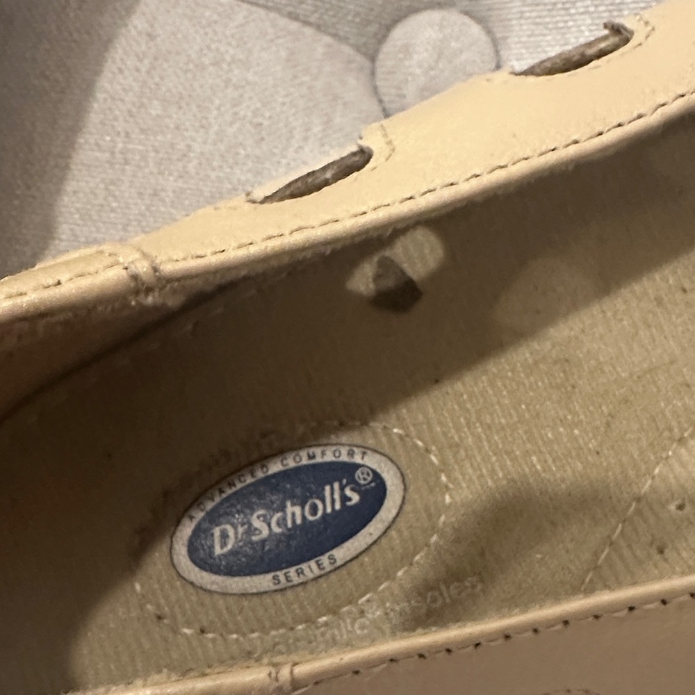 Dr. Scholl's Beige Loafers with Cutout Design - Picture 7 of 7